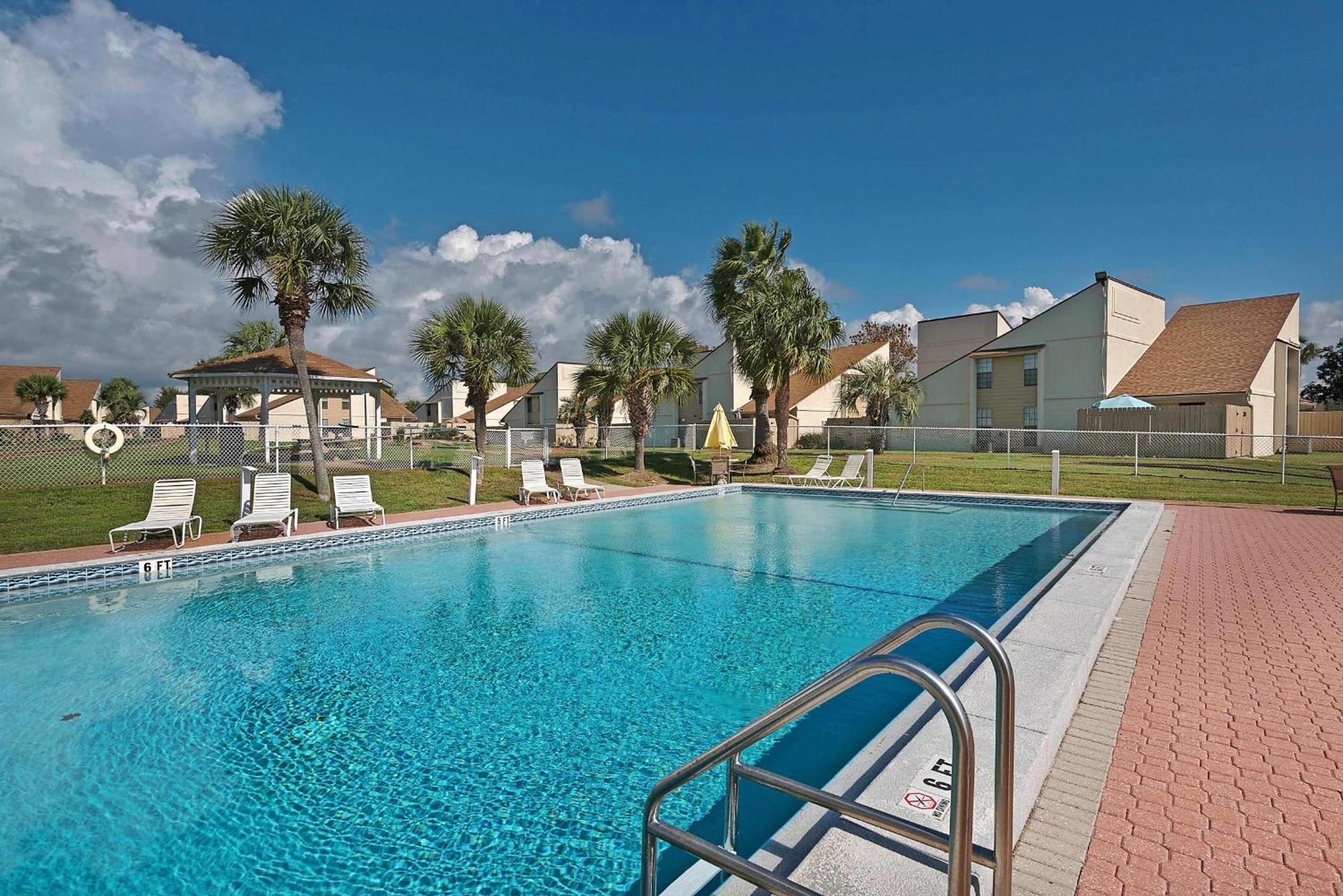 Horizon South 55-101- The Retreat Holiday home *